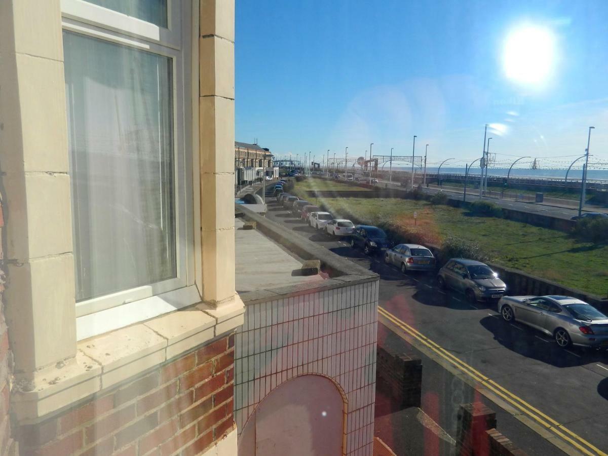 Ocean Bay Hotell Blackpool Eksteriør bilde